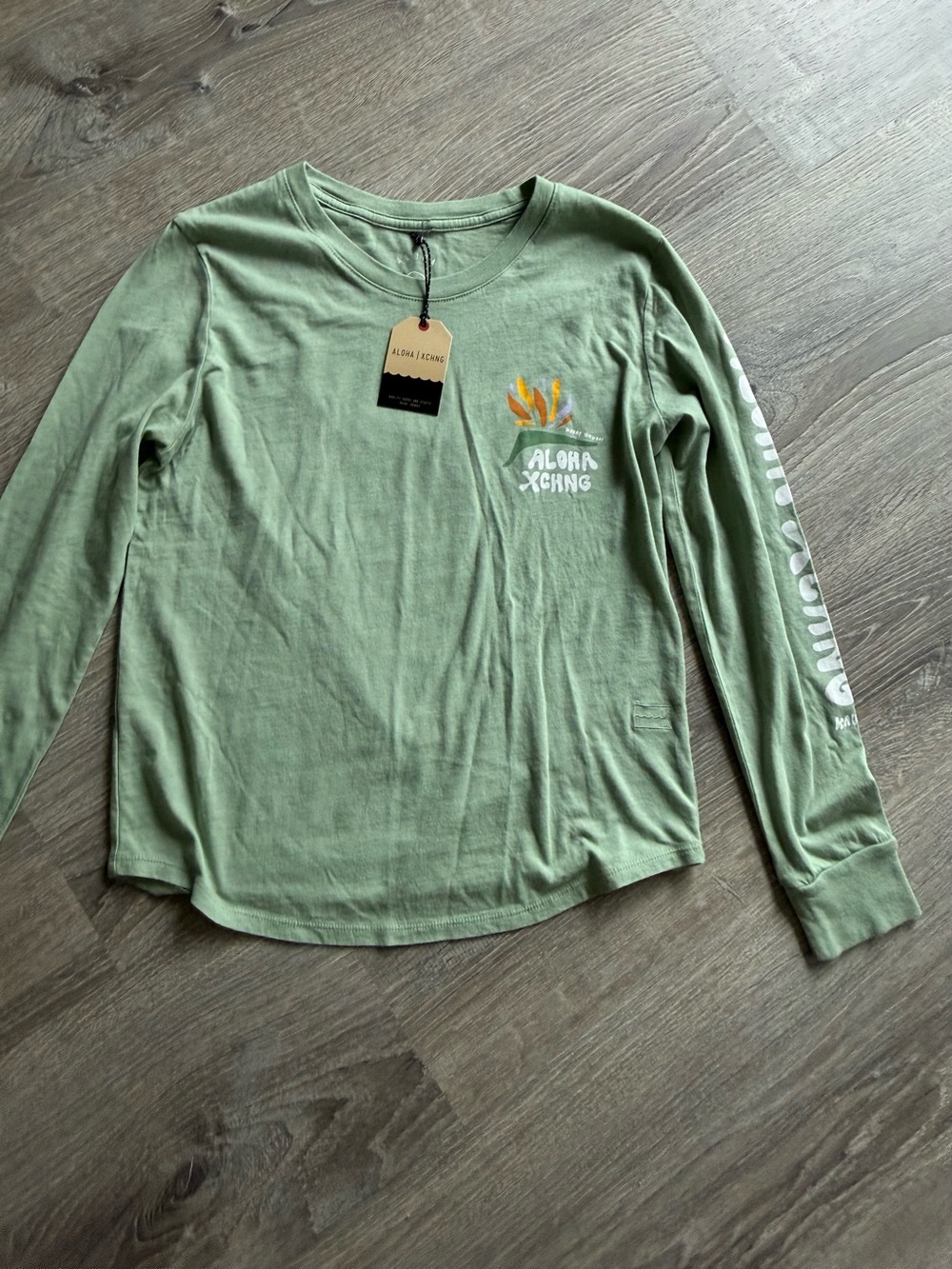ALOHA Xchange Olive Green Long-Sleeve Bird of Paradise Tee with Pocket